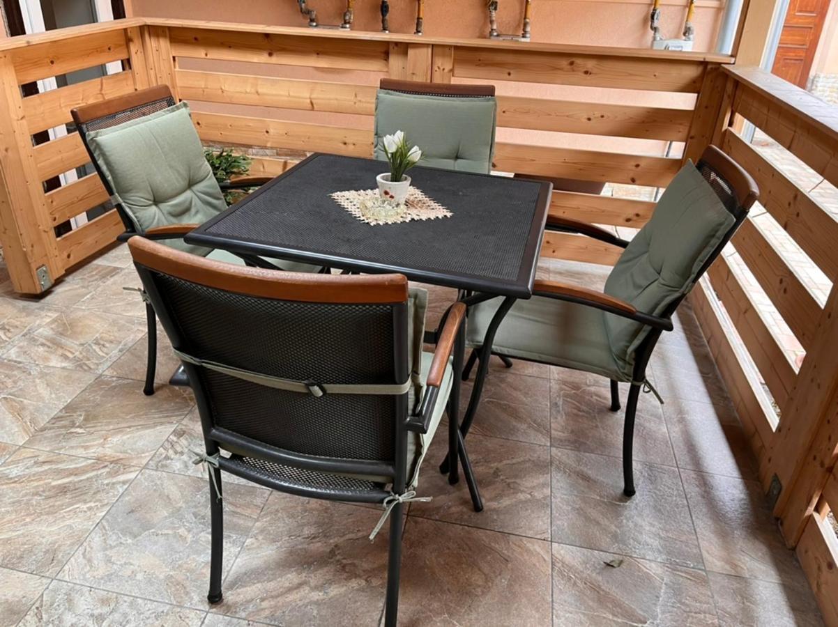 Ferienwohnung Arpadhaz Kecskemét Exterior foto